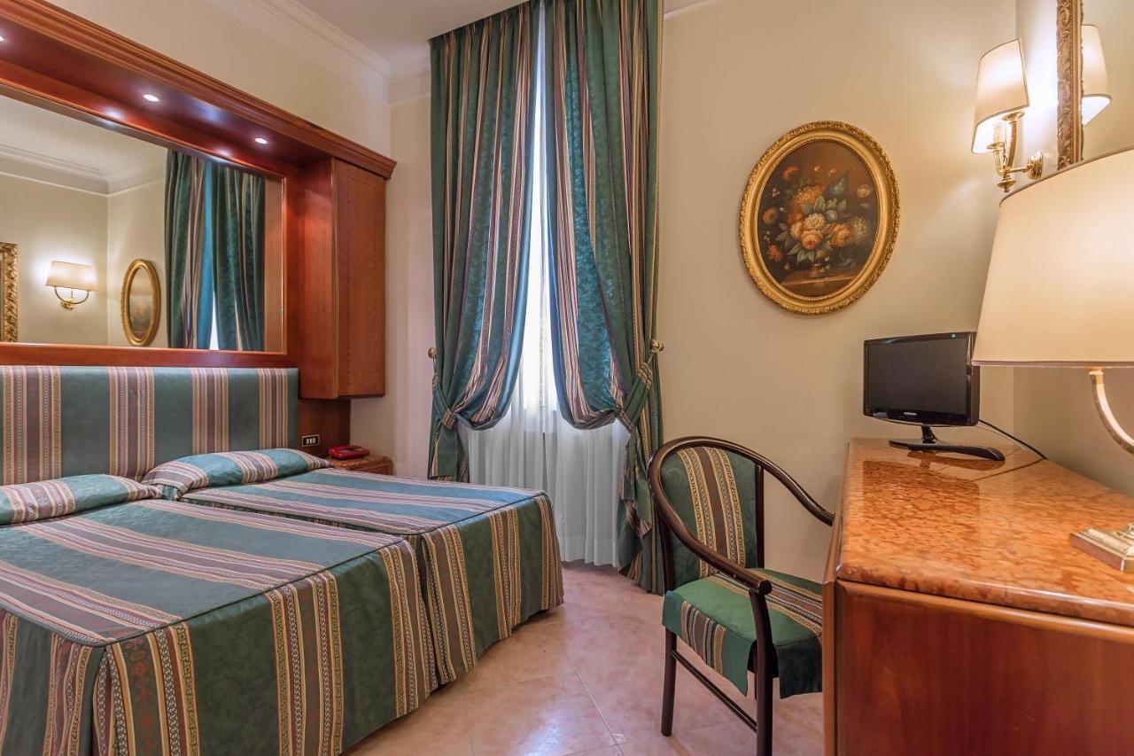 Roma booking. Hotel Raeli ROMA. Raeli Hotel regio 3.